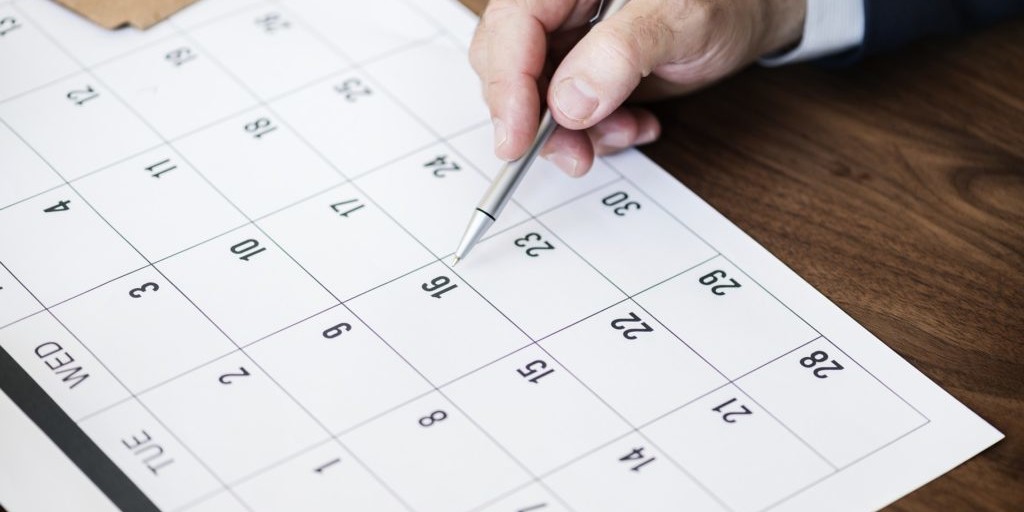 Create a Content Marketing Calendar That Converts (5 Tips)-content calendar